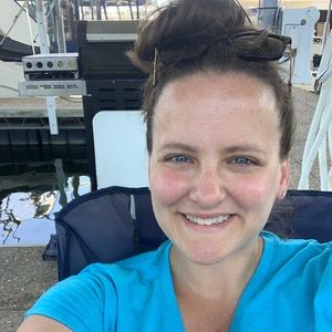 Meet your Posher, Amy